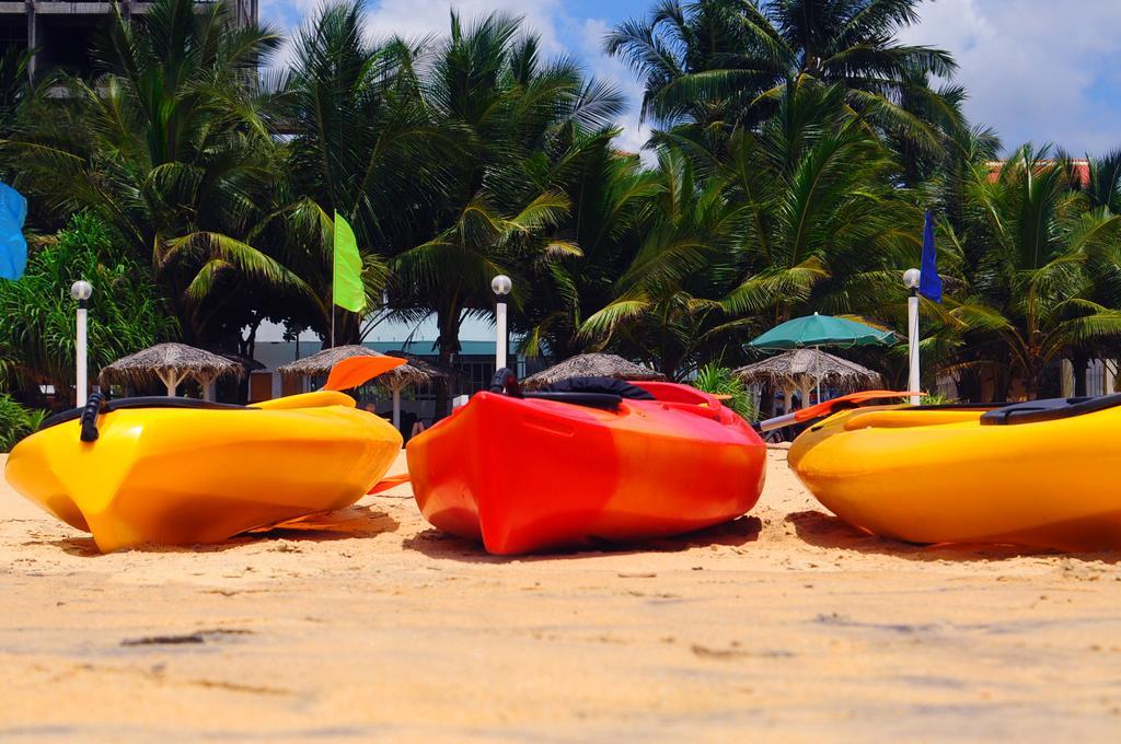 Lanka Beach Hotel Ettukala Екстериор снимка