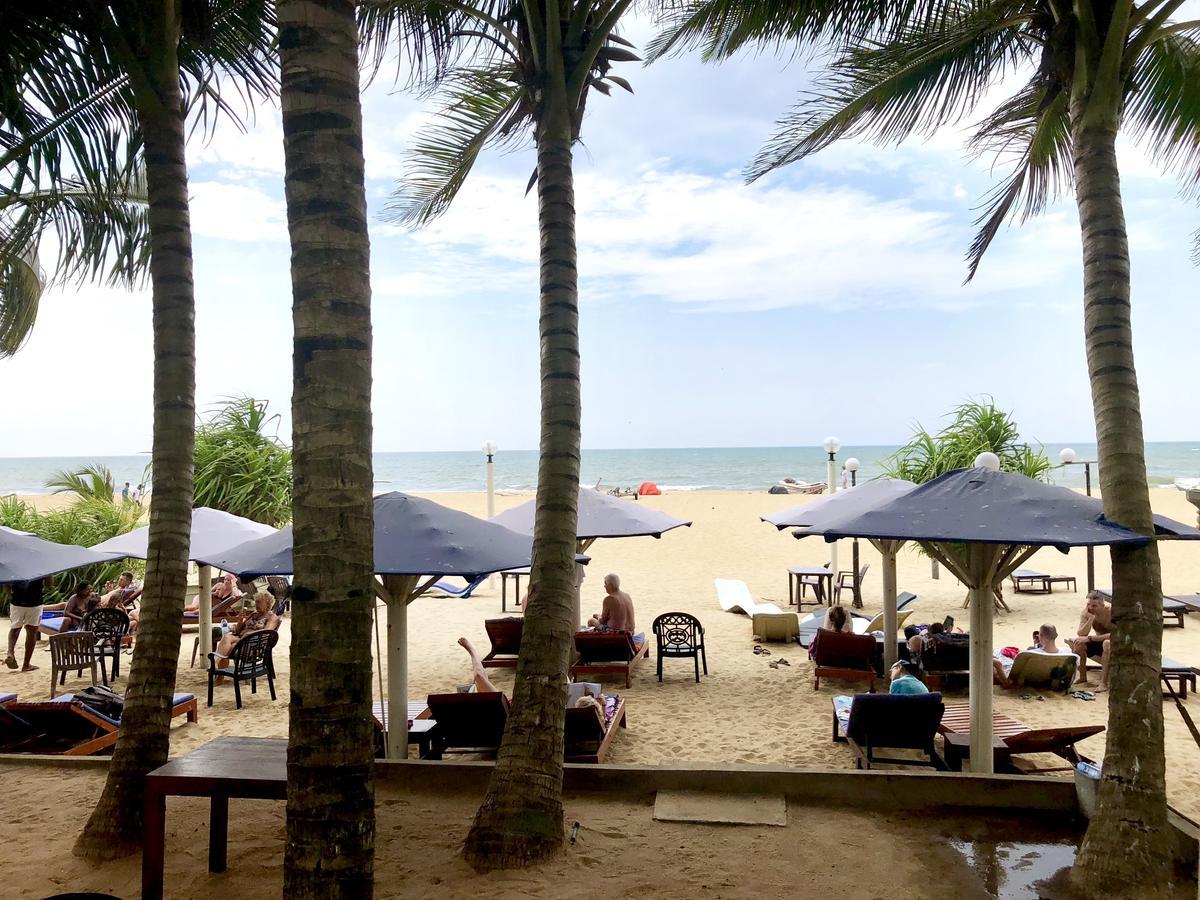 Lanka Beach Hotel Ettukala Екстериор снимка