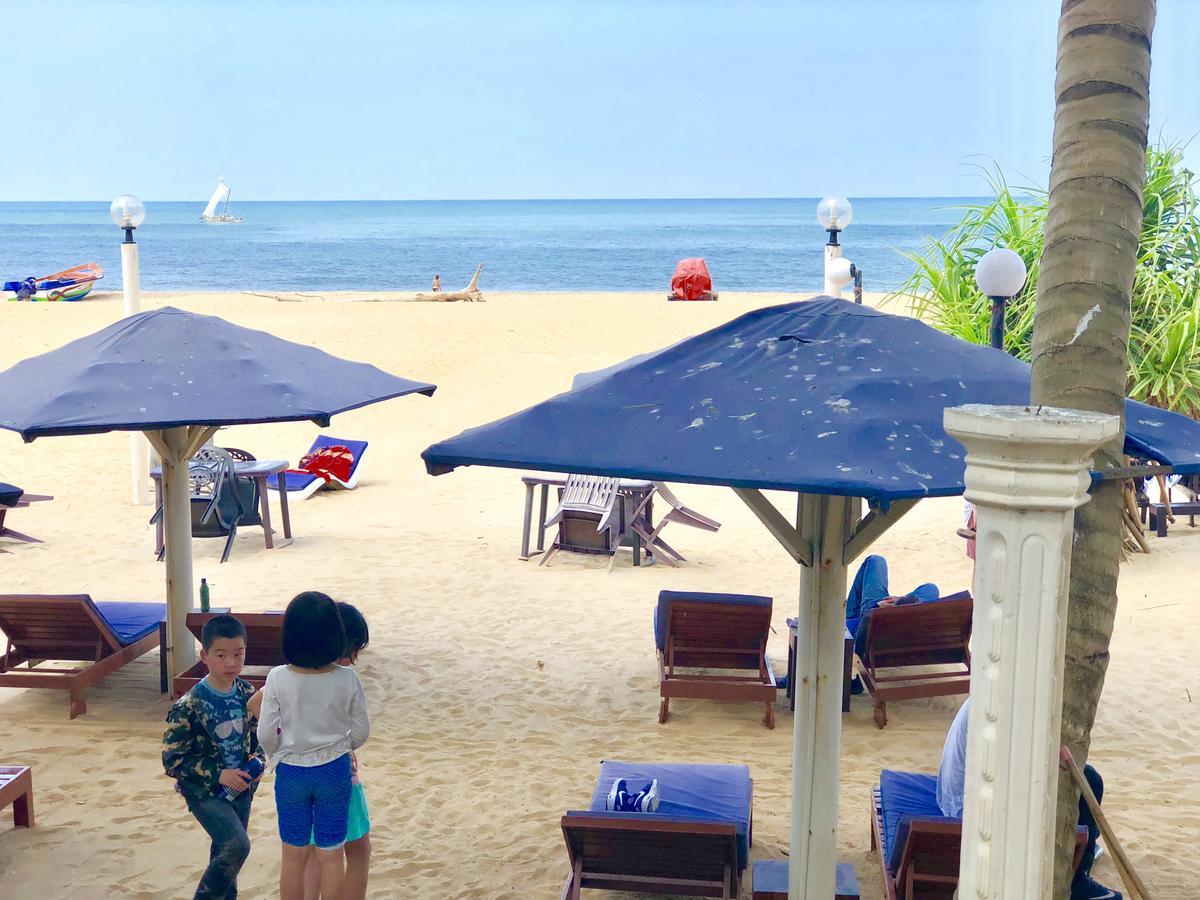 Lanka Beach Hotel Ettukala Екстериор снимка