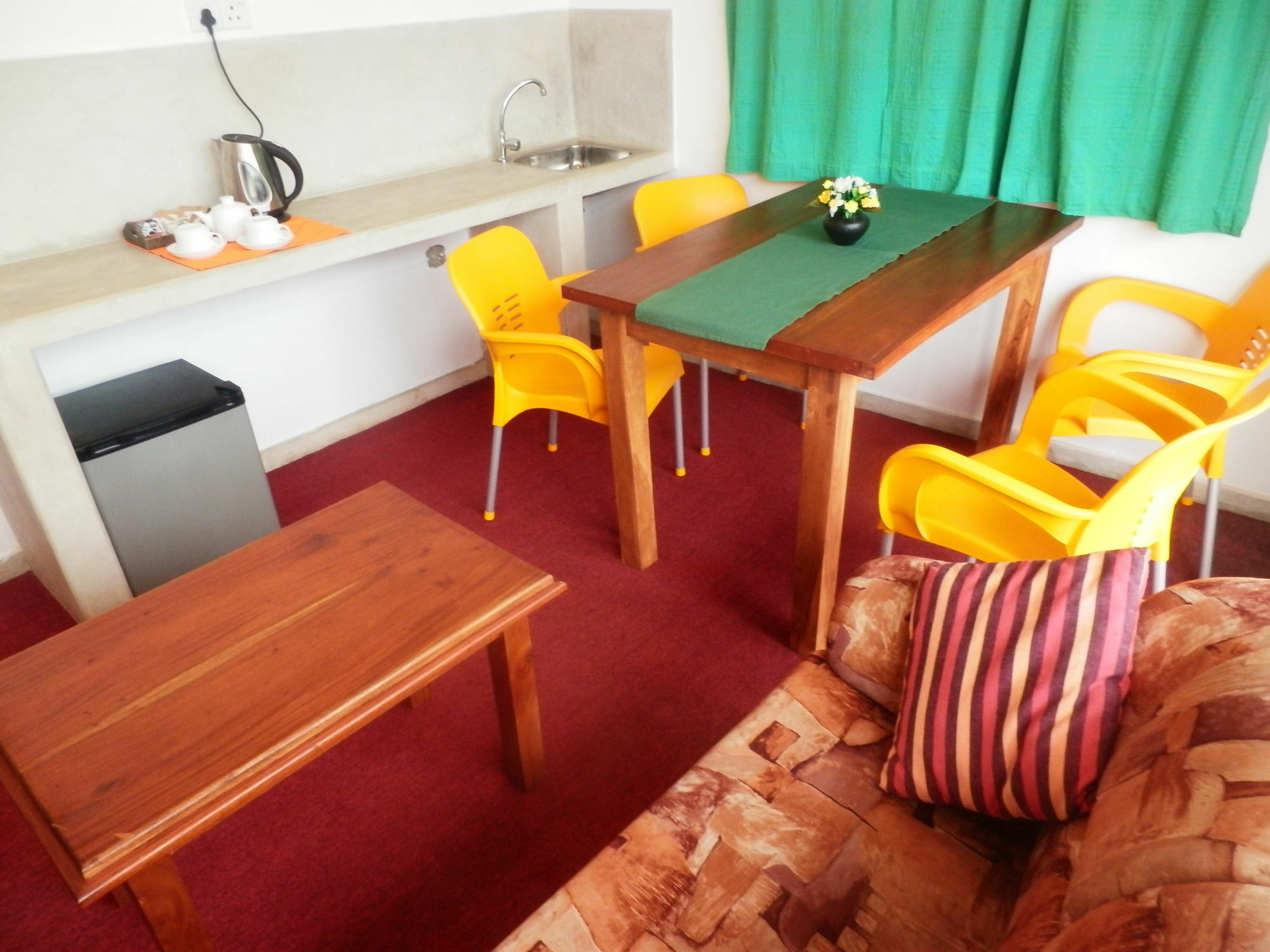 Lanka Beach Hotel Ettukala Екстериор снимка